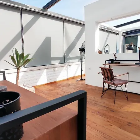 Mucho Loft Apartment *